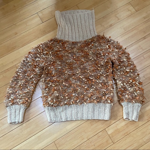 Cowl turtleneck unique poof puff natural earthy color knit sweater - Picture 4 of 5